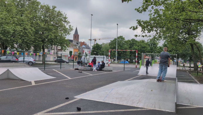 Zelzate opent nieuw skatepark aan de Vredekaai
